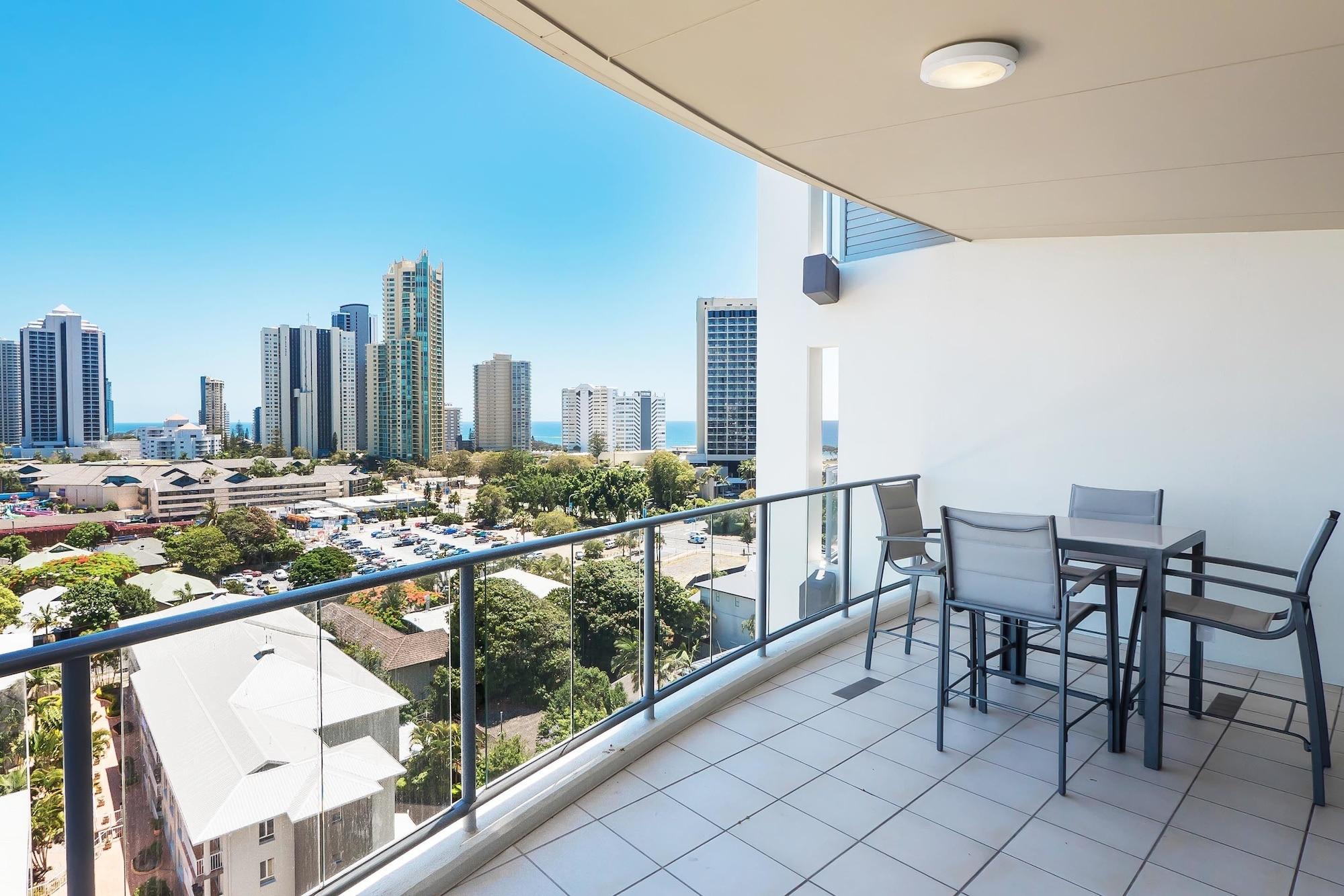 Trilogy Surfers Paradise Exterior photo